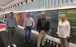 Derde van links Harry van der Loo, in het gezelschap van drie nieuwe collega's voor de Duitse markt. (foto: Object Carpet) Derde-van-links-Harry