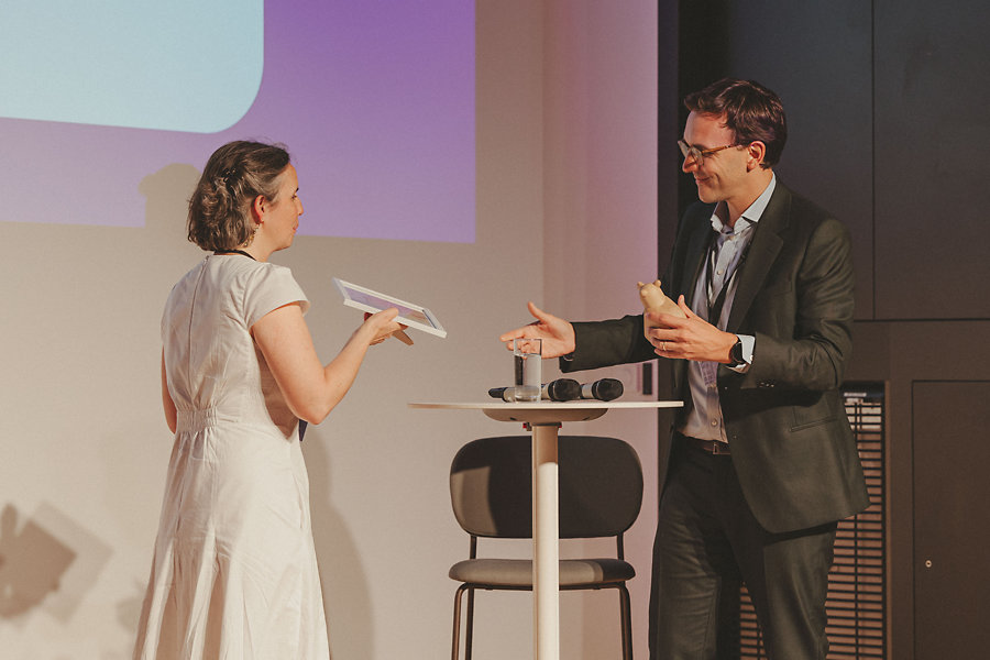 Unilin Bert Vandenkendelaere nam de prijs in ontvangst